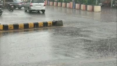 Surat: બારડોલીના વાતાવરણમાં આવ્યો અચાનક પલટો, ખેલૈયાઓમાં પ્રસરી નિરાશા