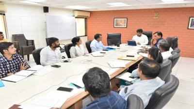 Mehsana: જિલ્લા કલેક્ટર ઉદિત અગ્રવાલની અધ્યક્ષતામાં ચૂંટણીના નોડલ અધિકારીઓની યોજાઈ સંકલન બેઠક, એક્શન મોડમાં આવી જવા સૂચના