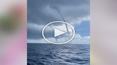 Amazing Video Viral : શું તમે ક્યારેય સમુદ્ર પર આવો વંટોળ જોયો છે..? આ નજારો તો લોકો જોતાં જ રહી ગયા!