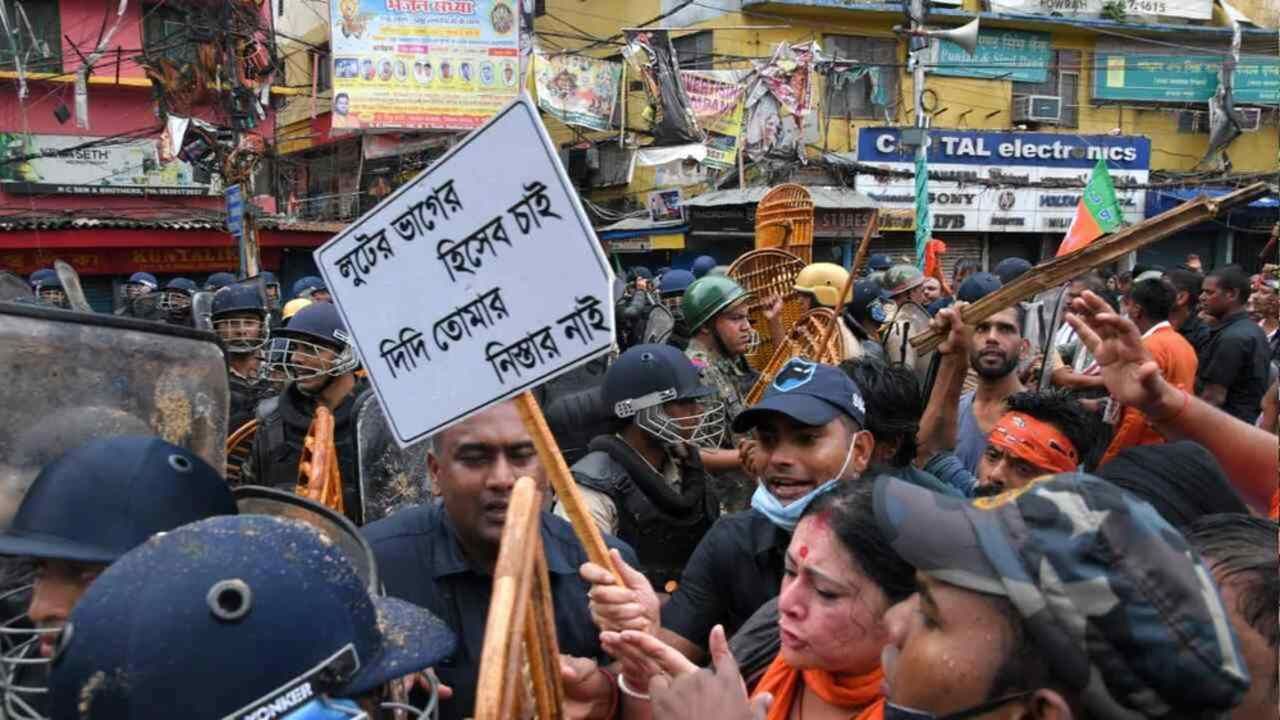 वहीं, शांतिपूर्ण जुलूस और पुलिस कार्रवाई को रोकने के लिए भाजपा ने हाईकोर्ट में अर्जी दाखिल की, जिस पर सुनवाई करते हुए कोर्ट ने राज्य सरकार से रिपोर्ट मांगी है.  गृह सचिव को 19 सितंबर तक रिपोर्ट सौंपने का आदेश दिया गया है।