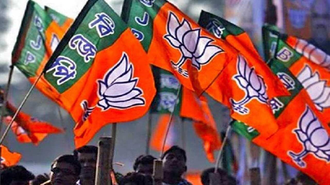 Gujarat Election 2022 : ચૂંટણીનો જંગ જીતવા ભાજપે કમરકસી, દિલ્લીમાં PM આવાસ ખાતે મળી મહત્વની બેઠક