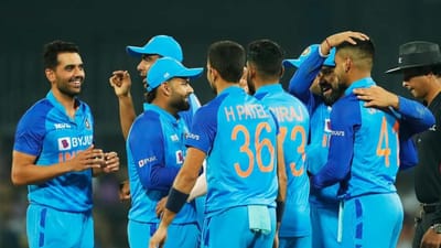 IND vs SA: ટીમ ઈન્ડિયાના ખેલાડીઓ ગાળા-ગાળી પર ઉતર્યા, મેચનુ દબાણ હાવી થયુ કે શું? VIDEO