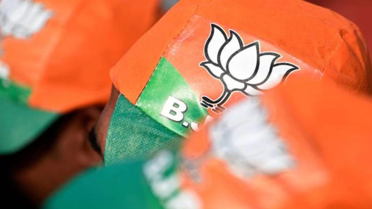 Gujarat election 2022 : છેલ્લા 10 વર્ષથી ભાજપના દબદબા વાળી ભાવનગર પશ્ચિમની બેઠક માટે ભાજપ, કોંગ્રેસ અને AAP વચ્ચે જામશે ત્રિપાંખિયો જંગ