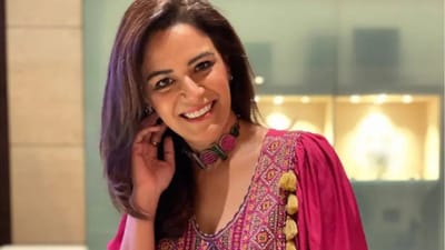 મોના સિંહ, આ નામ ટીવીની હેડલાઈન્સથી લઈને ફિલ્મ ચર્ચા સુધી ફેમસ છે. હા, ટીવી સિવાય મોના સિંહે બોલિવૂડમાં પણ હાથ અજમાવ્યો છે.
