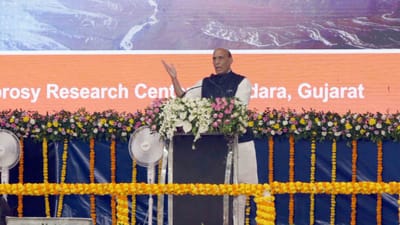 ગુજરાત સંરક્ષણ ક્ષેત્રે નવી ઉડાન ભરશે, સુરક્ષાના સાધનો બનાવવા દેશ આત્મનિર્ભર બનશે : રાજનાથસિંહ