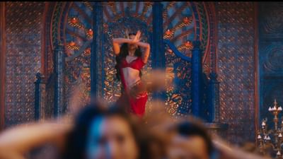 'ભેડિયા' ફિલ્મનું ગીત 'ઠુમકેશ્વરી' થયું રીલિઝ, 'સ્ત્રી'ના કેમિયો ગીતમાં લગાવ્યા ચાર ચાંદ