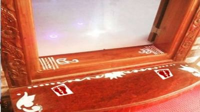 Diwali 2022: શું દિવાળીના દિવસો દરમિયાન તમે દ્વાર પર લખો છો શુભ લાભ ? જાણી લો તમારા લાભની વાત !