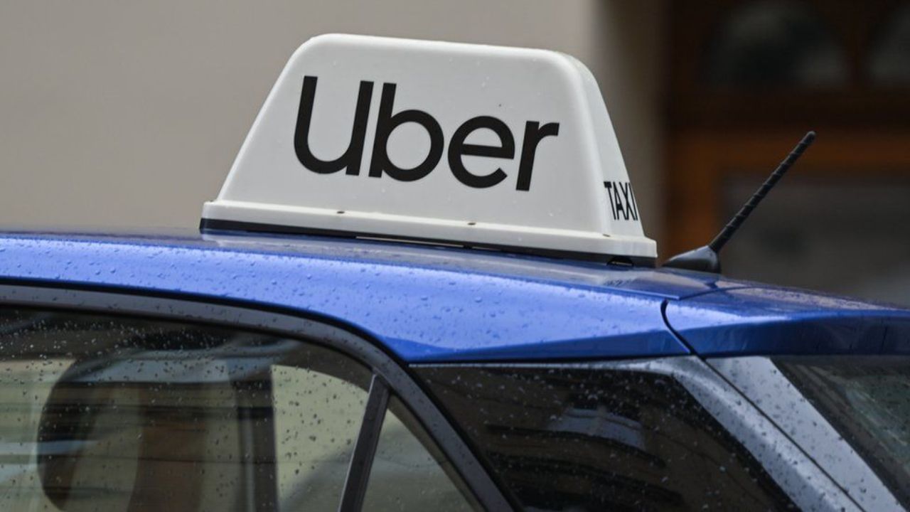 કેબના કારણે છુટી ગઈ ફ્લાઈટ, Uberએ ગ્રાહકને ચૂકવ્યા 20 હજાર રૂપિયા