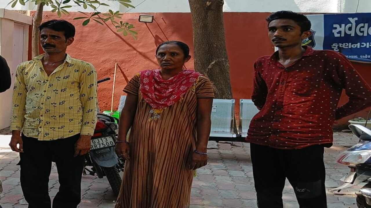 Ahmedabad: ભાડુઆતના ત્રાસથી મકાન માલિકે આપઘાત કર્યો હોવાનો સુસાઈડ નોટમાં ઘટસ્ફોટ, મહિલા પ્રેમજાળમાં ફસાવી બ્લેકમેલ કરતી હોવાનો ખૂલાસો