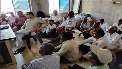 Amreli: સાવરકુંડલાના કોંગ્રેસના ધારાસભ્ય પ્રતાપ દૂધાત ફરી વિવાદમાં, રસ્તો બંધ રહેતા FCIના અધિકારીઓને ધમકાવ્યા Amreli: સાવરકુંડલાના કોંગ્રેસના ધારાસભ્ય પ્રતાપ દૂધાત ફરી વિવાદમાં, રસ્તો બંધ રહેતા FCIના અધિકારીઓને ધમકાવ્યા