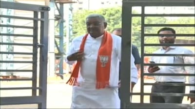 કલોલ, માણસા અને ગાંધીનગર ઉત્તર બેઠક માટે ભાજપ દ્વારા સેન્સ લેવાઈ, કલોલ બેઠક પર 30થી વધુ દાવેદારોએ માગી ટિકિટ કલોલ, માણસા અને ગાંધીનગર ઉત્તર બેઠક માટે ભાજપ દ્વારા સેન્સ લેવાઈ, કલોલ બેઠક પર 30થી વધુ દાવેદારોએ માગી ટિકિટ