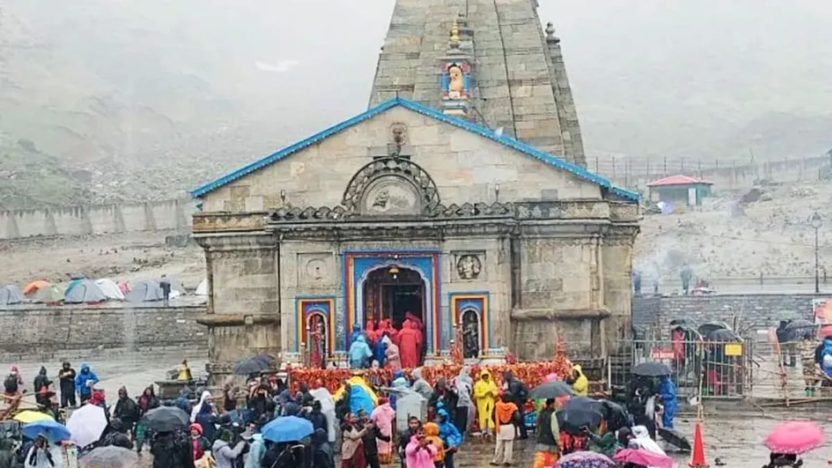 કેદારનાથને 230 કિલો સોનાનો ચઢાવો, મુંબઈના એક વેપારીએ દિવાલો પર સોનાની પ્લેટ મઢાવી