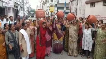 Surat : પાણીના પ્રશ્ને મહિલાઓએ માટલા ફોડી દર્શાવ્યો વિરોધ, આક્રમક કાર્યક્રમ આપવાની ચીમકી