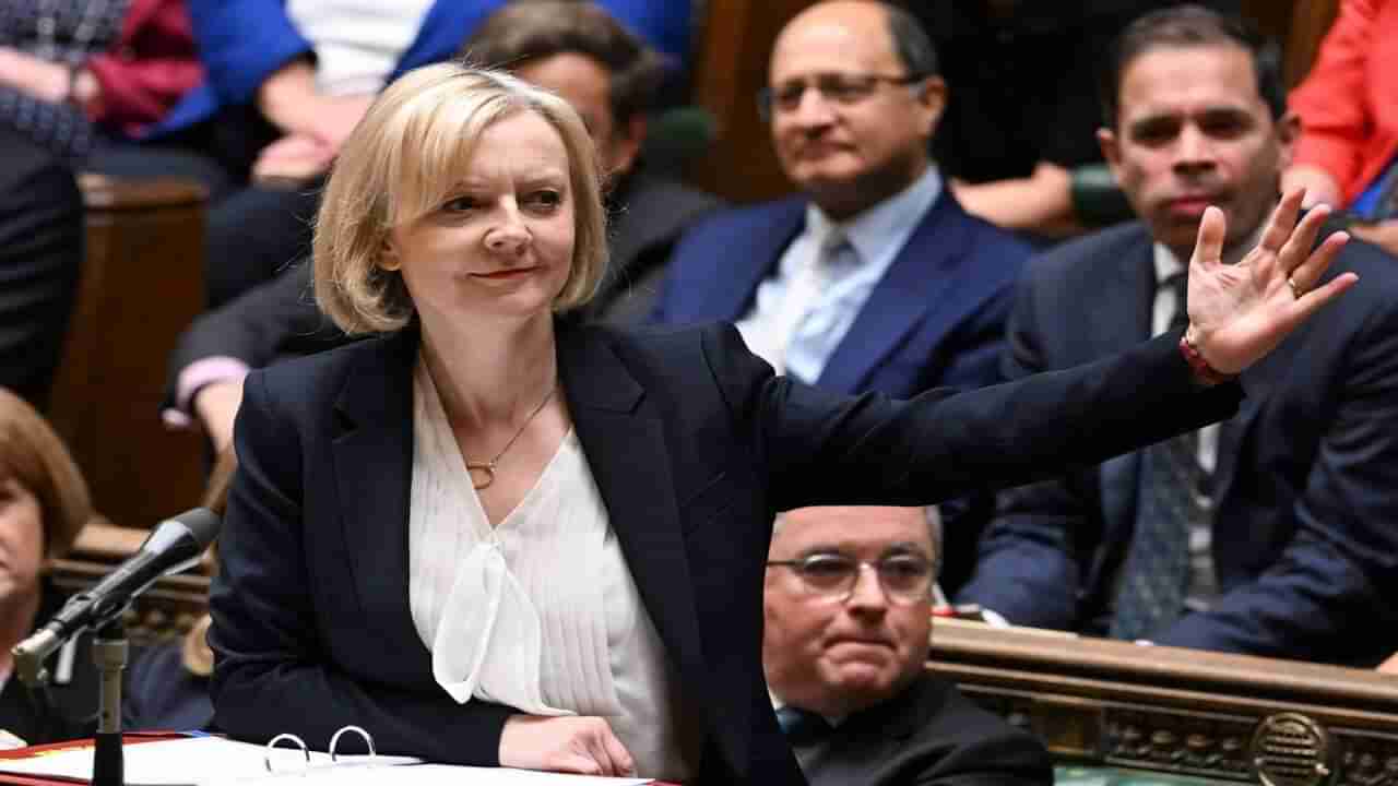 બ્રિટનના PM Liz Truss એ આપ્યુ રાજીનામું, ગણતરીના દિવસમાં છોડયુ પીએમ પદ