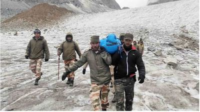 ઉત્તરાખંડમાં હિમસ્ખલનનો ભોગ બનેલા ગુજરાતના પાંચ ટ્રેકર્સનું સફળતાપૂર્વક રેસક્યુ