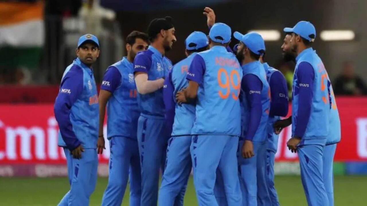 The Indian team has played only one T20 International match in Adelaide so far.  India won this match played against Australia in 2016 by 37 runs.  Apart from India, Bangladesh do not have the experience of playing a single match in Adelaide.