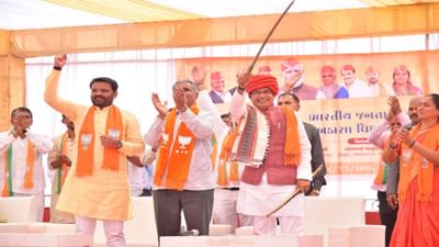 Gujarat Election 2022: કચ્છમાં ભાજપનો આક્રમક પ્રચાર, એક જ દિવસે આસામ-મધ્યપ્રદેશના મુખ્યમંત્રી અને પૂર્વ રાજ્યપાલ વજુભાઇ વાળાએ સભાઓ ગજવી