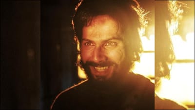 બુર્જ ખલીફા પર છવાયું 'ભેડિયા'નું ટ્રેલર, દુબઈમાં જોવા મળી વરૂણ ધવનની ઝલક