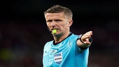 Daniele Orsatoનો જન્મ ઈટલીમાં થયો હતો. તેઓ વર્ષ 2010થી ફિફાના રેફરી છે. મુખ્ય રેફરીની ભૂમિકામાં આ તેમનું પહેલુ ફિફા વર્લ્ડકપ છે. વર્ષ 2018ના ફિફા વર્લ્ડકપમાં તેઓ સહાયક રેફરી હતા. ઈન્ટરનેશનલ ફેડરેશન ઓફ ફૂટબોલ હિસ્ટ્રી એન્ડ સ્ટેટિસ્ટિક્સ તરફથી તેમને 2020ના બેસ્ટ રેફરી તરીકે નામિત કરવામાં આવ્યા હતા. 