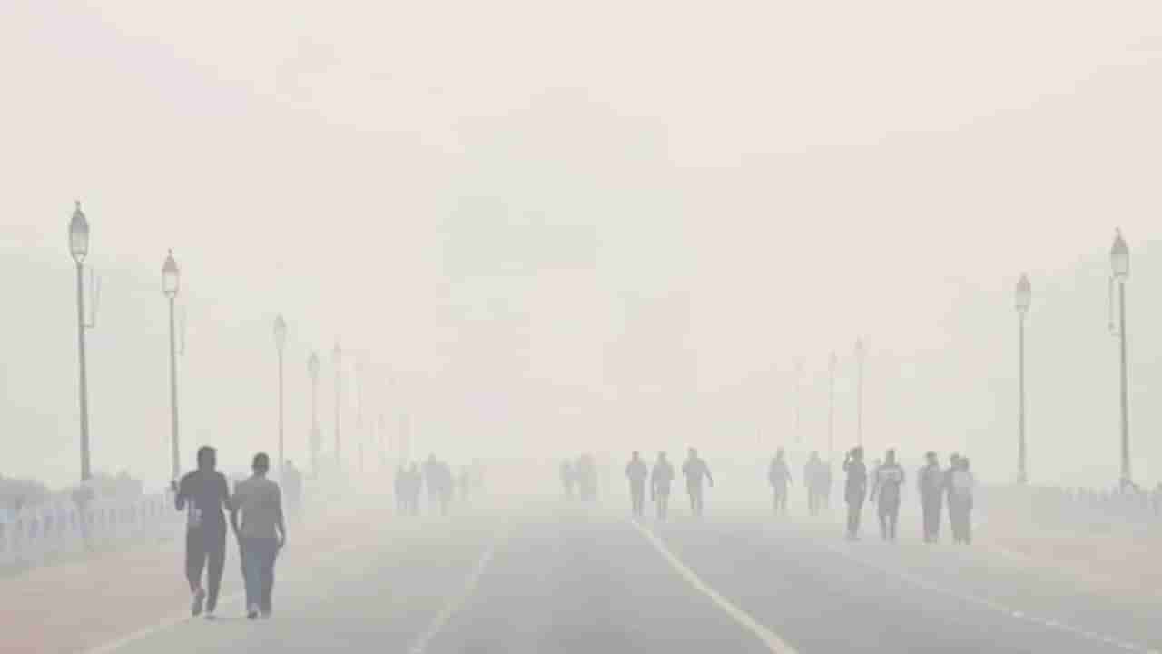 દિલ્હીની હવા સાફ થઈ છે? વર્ક ફ્રોમ હોમ ઓર્ડર 72 કલાકમાં પાછો ખેંચાયો, શાળાઓ પણ સંપૂર્ણ ક્ષમતા સાથે ખુલશે