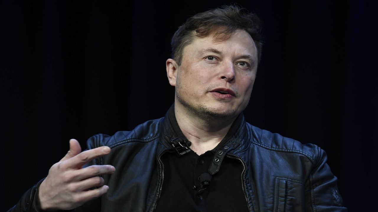Elon Musk ને ખોટો કહેવા બદલ એન્જિનિયરને મળી સજા, Twitter ના બોસએ નોકરીમાંથી કર્યો બરતરફ