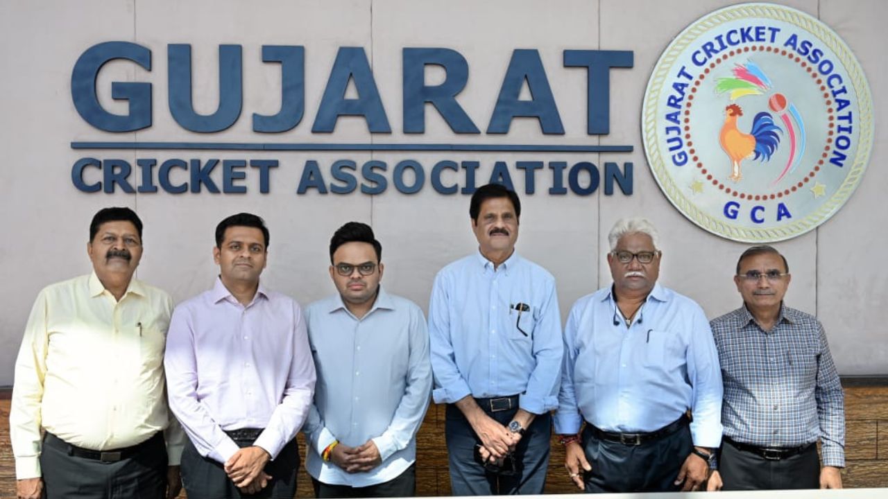 GCAના ઉપપ્રમુખ તરીકે હેમંત કોન્ટ્રાક્ટર, સેક્રેટરી તરીકે અનિલ પટેલ, જોઇન્ટ સેક્રેટરી તરીકે મયુર પટેલ તેમજ ભરત માંડલિયાની ખજાનચી તરીકે પસંદગી કરાઈ છે. 