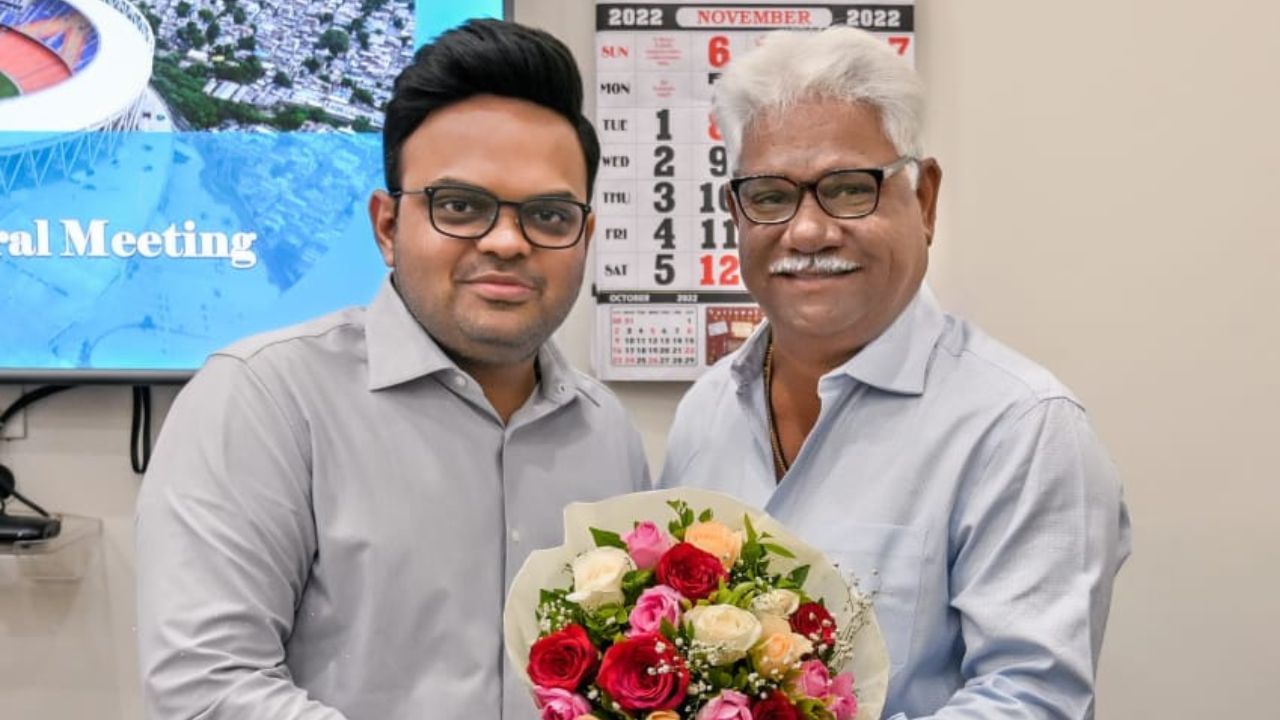 ગુજરાત ક્રિકેટ એસોસિએશન દ્વારા આ પ્રસંગે બીસીસીઆઈના સેક્રેટરી, એશિયન ક્રિકેટ કાઉન્સીલના ચેરમેન અન આઈસીસીના ફાઈનાન્સ અને કમર્શિયસલ અફેર્સ કમિટિના પ્રમુખ જય શાહનું અભિવાદન પણ કરવામાં આવ્યુ હતુ. જય શાહે તમામ સભ્યોને શુભેચ્છા પણ પાઠવી હતી. 

