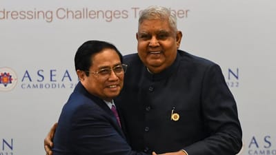 ધનખડ પહોંચ્યા કંબોડિયા, આસિયાન દેશોએ લીધો સંકલ્પ, કહ્યું- આતંકવાદ સામે એકજૂટ છે