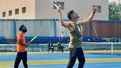 MS Dhoni ટીમ ઈન્ડિયા પહેલા ફાઈનલમાં, ટેનિસ ટૂર્નામેન્ટની સેમિફાઈલ જીત્યો