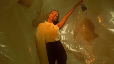 બોલિવૂડ એક્ટ્રેસ મલાઈકા અરોરા તેના કામ કરતા વધારે તેના પ્રેમ સંબંધને કારણે ચર્ચામાં રહે છે. અભિનેત્રી સોશિયલ મીડિયા પર પણ ઘણી એક્ટિવ રહે છે. (Instagram: malaikaaroraofficial)