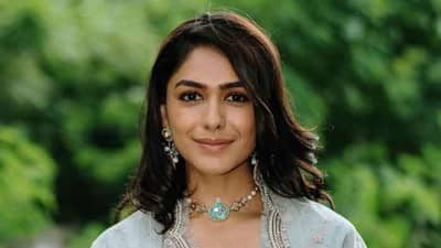 એક્ટ્રેસ મૃણાલ ઠાકુરે ફિલ્મ સીતા રામમ પછી એકપણ ફિલ્મ નથી કરી સાઈન, જાણો શું છે કારણ