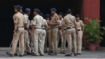 Gujarat Election 2022: બંને તબક્કાના મતદાનમાં 16 હજારથી વધુ મતદાન મથકો સંવેદનશીલ, અતિ સંવેદનશીલ મથકોમાં પેરામીલીટ્રી ફોર્સ રહેશે તહેનાત