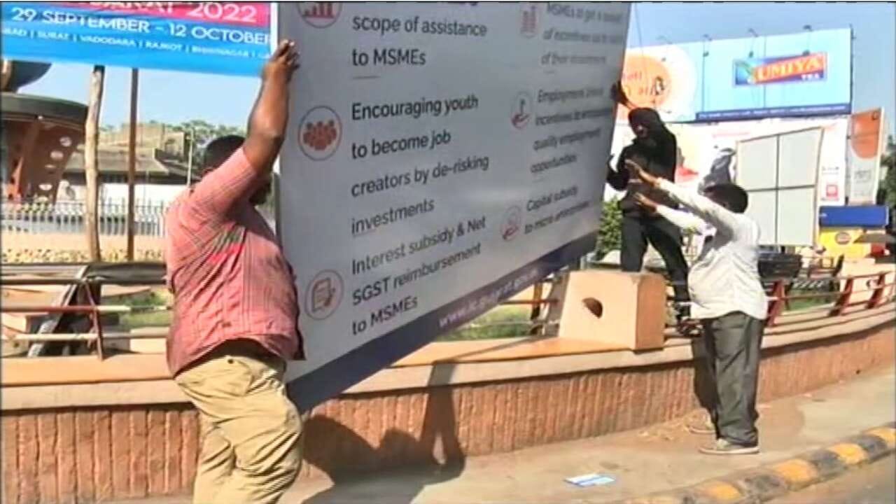 ચૂંટણીની તારીખોના એલાન સાથે આચારસંહિતા અમલી, રાજકોટમાં અલગ અલગ ટીમોએ