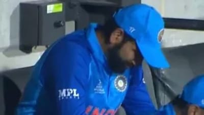 સેમીફાઈનલમાં મળેલી હાર બાદ રડી પડયો રોહિત શર્મા, કોચ રાહુલ દ્રવિડે તેને સંભાળ્યો