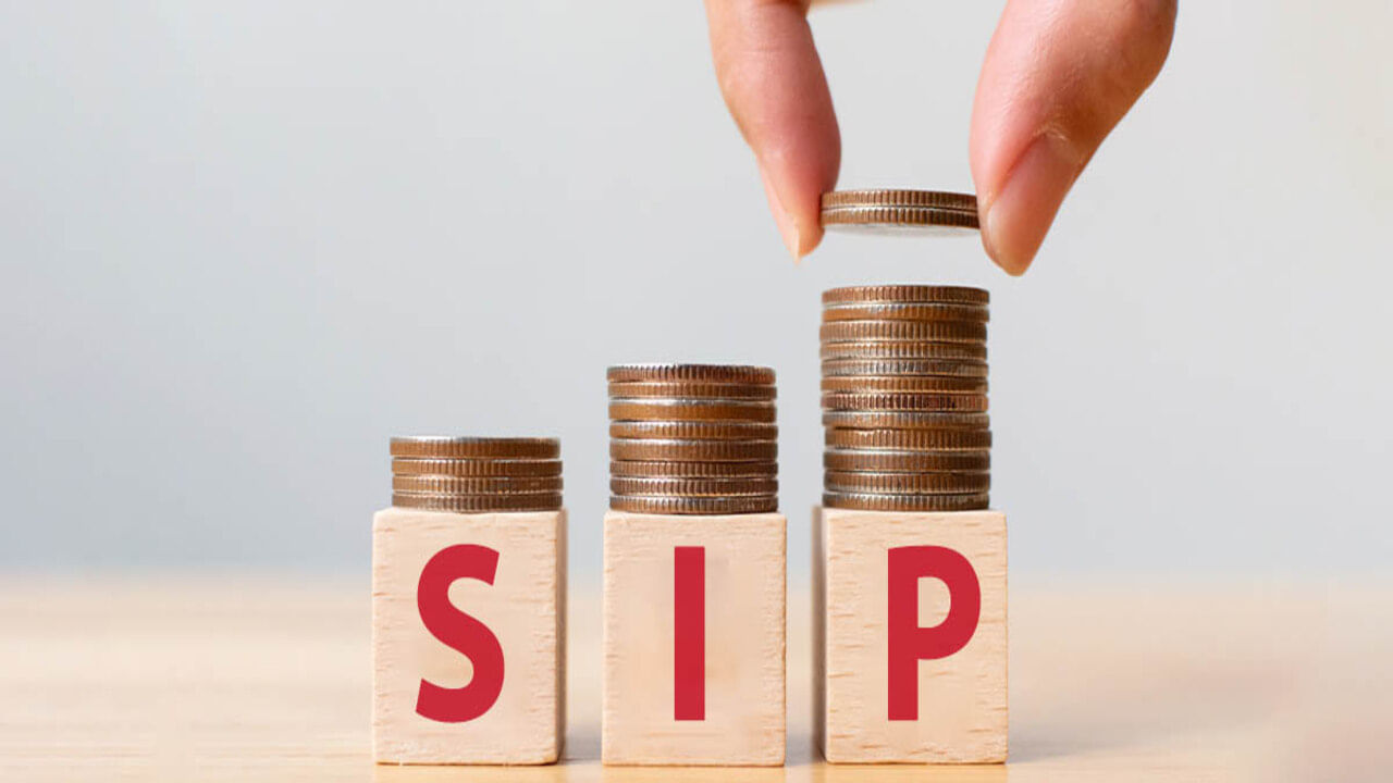 ઓક્ટોબરમાં મ્યુચ્યુઅલ ફંડમાં SIP Investment રૂપિયા 13000 કરોડને પાર પહોંચ્યું, રોકાણ સર્વોચ્ચ સપાટીએ નોંધાયું