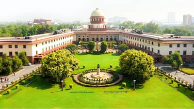 વિદ્યાર્થીઓની સંખ્યાને કારણે ઈન્ફ્રાસ્ટ્રક્ચર પર વધશે દબાણ, EWSના નિર્ણય પર બોલ્યા એક્સપર્ટ