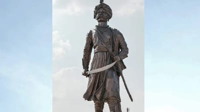 218 ટન વજન, 4 ટન તલવાર, 22000 જગ્યાની માટી, કેમ્પેગૌડાની વિશેષ 108 ફૂટ ઊંચી પ્રતિમા