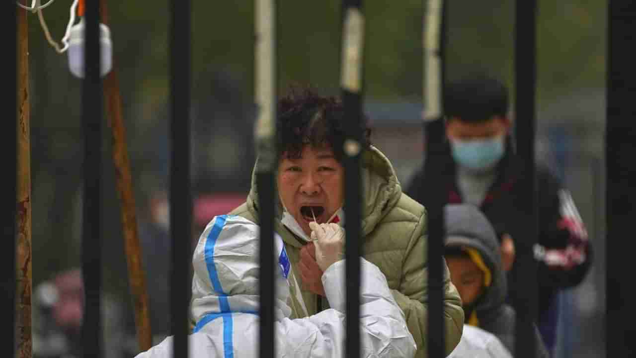 ચીનમાં કોરોનાનો હાહાકાર ! લોકડાઉન છતાં કેસ વધી રહ્યા છે