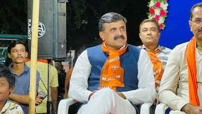 ગુજરાત ચૂંટણી 2022: રાજકોટમાં ચૂંટણી પહેલા ભાજપનું મોટું ઓપરેશન, પાટીદાર નેતા દિનેશ ચોવટીયા ભાજપમાં જોડાયા