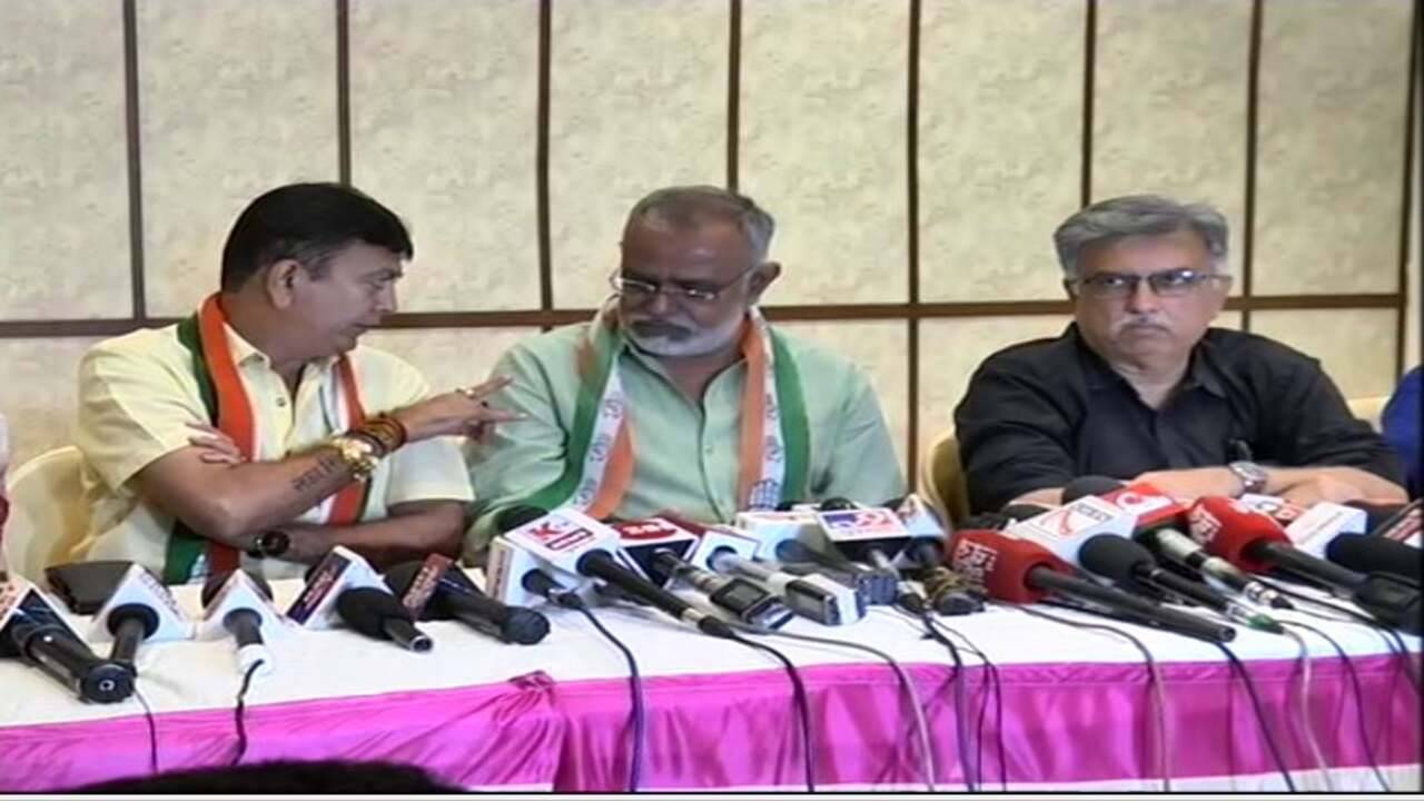 ગુજરાત ચૂંટણી 2022: રાજકોટ કોંગ્રેસનો આક્ષેપ, પોલીસે 70 બુટલેગરોને બોલાવી ભાજપને મદદ કરવા દબાણ કર્યુ