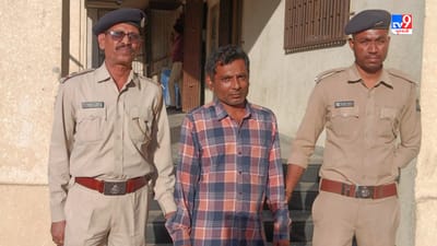 Ahmedabad : માતા પુત્રીની ડબલ મર્ડર કેસનો ભેદ ઉકેલાયો, 10 પાસ કમ્પાઉન્ડરે સર્જરી કરતાં થયું મોત