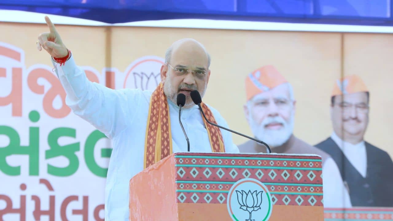 Gujarat Election 2022 : મહેસાણા જિલ્લાના વિજાપુરમાં અમિત શાહે સભા સંબોધી, કહ્યું ભાજપે ગુજરાતમાં શાંતિ સ્થાપિત કરી