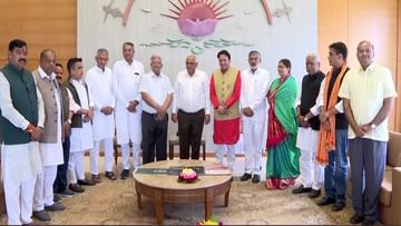 Gandhinagar : CMને મળ્યા બાદ પ્રધાન મંડળના સભ્યોએ વિધિવત ચાર્જ સંભાળી પોતાના વિભાગોની કામગીરી શરુ કરી