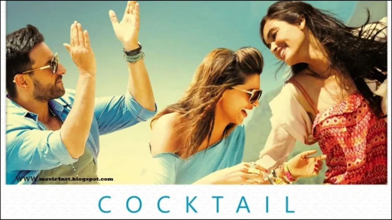  દીપિકાની ફિલ્મો એક યા બીજા કારણે ચર્ચામાં રહે છે. જેમાં તેની ફિલ્મ કોકટેલનો સમાવેશ થાય છે. આ ફિલ્મમાં ભલે કોઈ વિવાદ ન હતો, પરંતુ દીપિકાએ પોતાના ડિપ્રેશનના ખુલાસાથી આ ફિલ્મને ચર્ચામાં લાવી દીધી હતી.