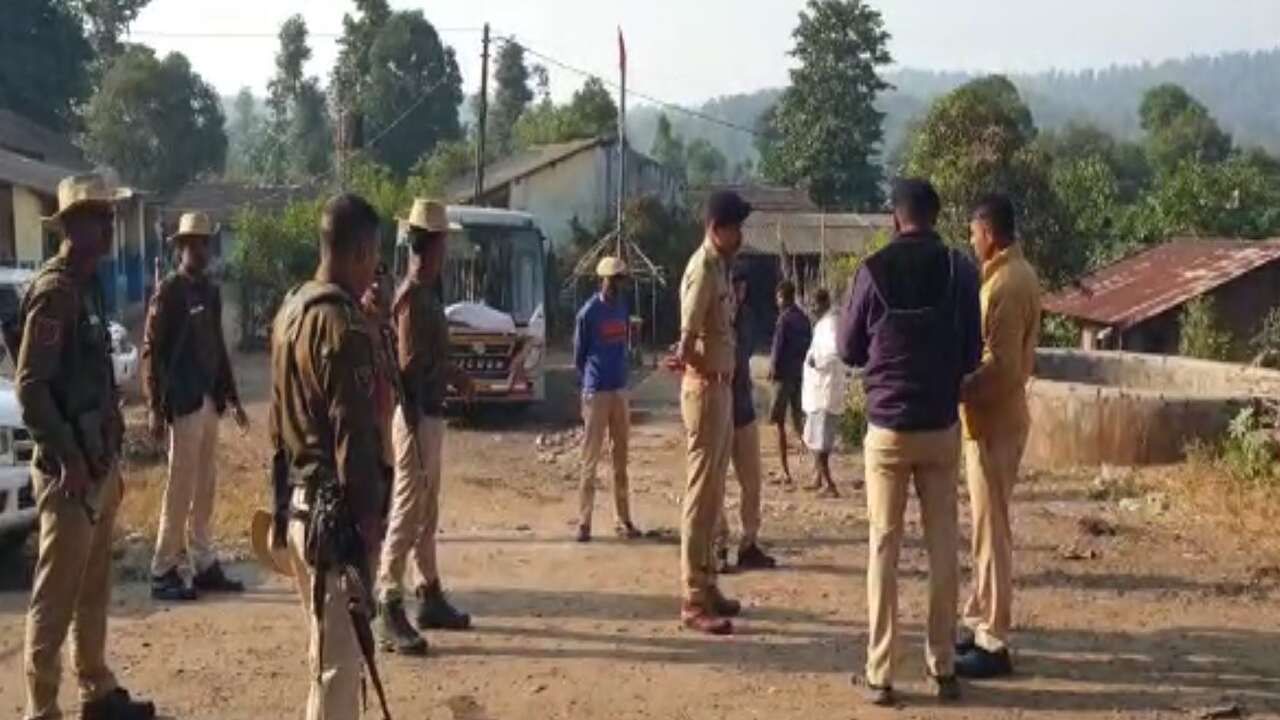 Dang Ahva voting boycott