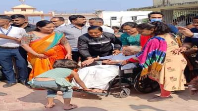 Gandhinagar: રાયસણ મતદાન મથકે એક બાળકીએ ચાર કલાક ઊભા રહી હીરાબાની જોઈ રાહ, જાણો શું છે કારણ