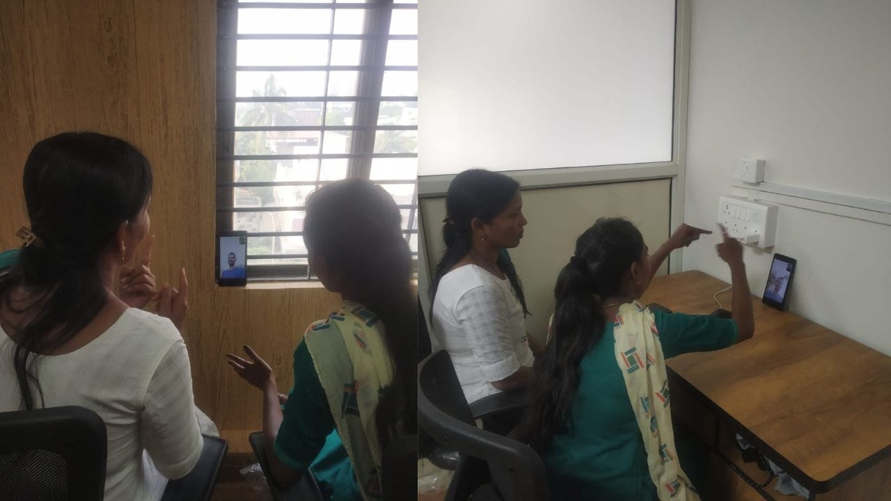 'સાઈન લેન્ગવેજ હેલ્પ સેન્ટર'ની વ્યવસ્થા ગુજરાતના અનેક જિલ્લાઓમાં કરવામાં આવી હતી, જેમાં મુકબધિર લોકોની મતદાન સંબંધિત સમસ્યાઓ અને પ્રશ્નોનું નિરાકરણ કરવામાં આવ્યુ હતુ. 