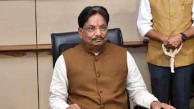 Gandhinagar : કેબિનેટની બેઠકમાં મહત્વનો નિર્ણય, અંદાજે 100 લાખ કિલો વીડીના વધારાના ઘાસના જથ્થાને વિના મૂલ્યે કાપીને લઇ જવાશે