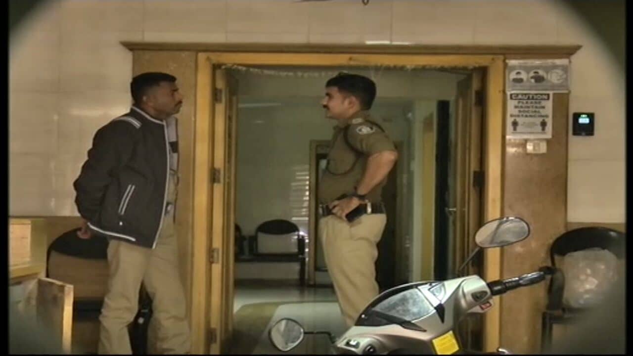 સુરતના હીરા વેપારી ધાનેરા ગ્રુપ ઉપર ITની રેડ, સુરત અને મુંબઈ સહિત 35 જગ્યા ઉપર તપાસ