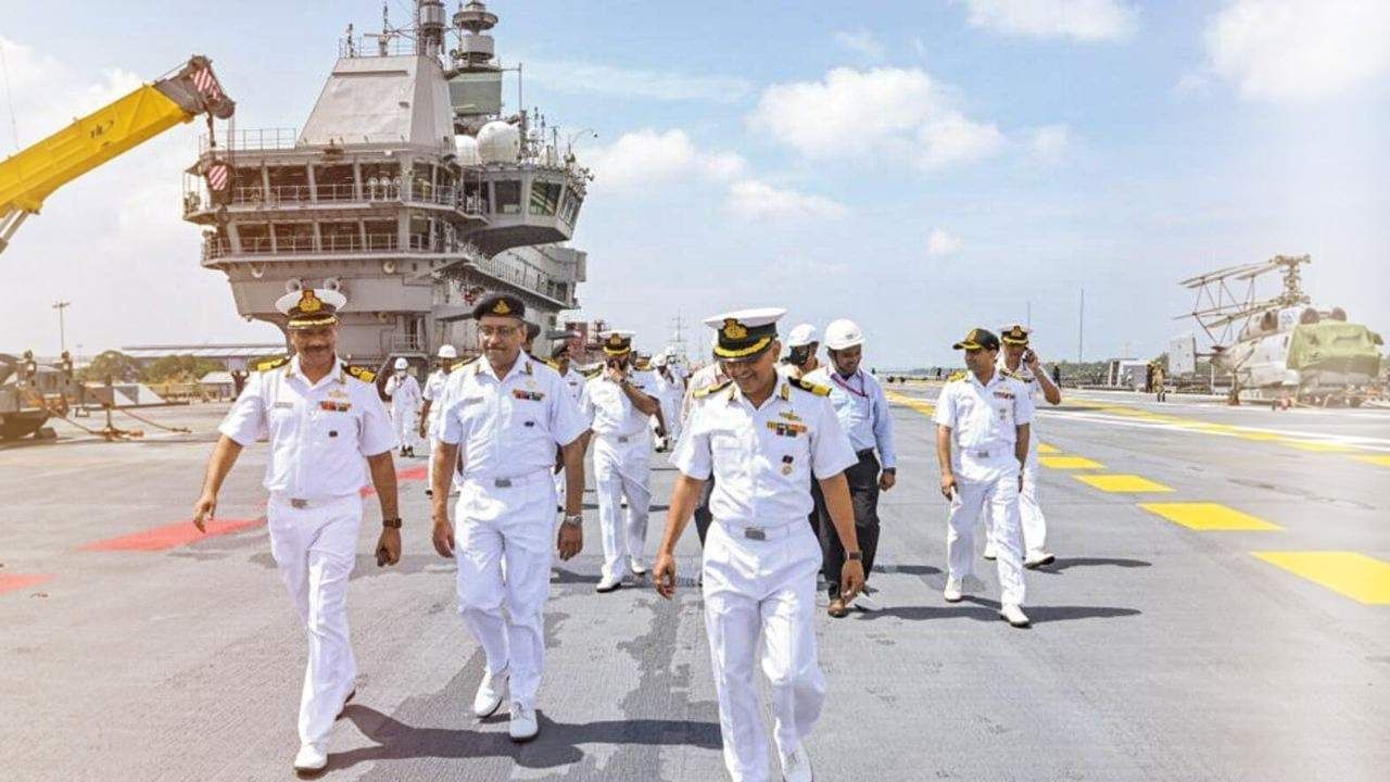 Indian Navy Recruitment : સમુદ્રના મોજા પર સપના કરો પુરા, 10મું પાસ વાળા પણ કરી શકશે અપ્લાઈ